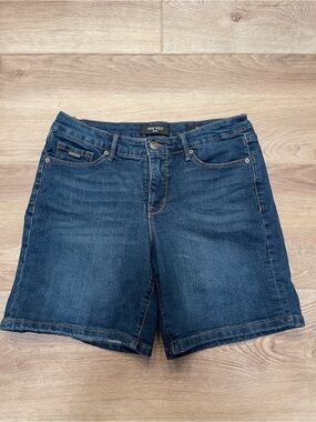 Nine West Dark Blue Denim Jean Shorts - Classic Five-Pocket Style